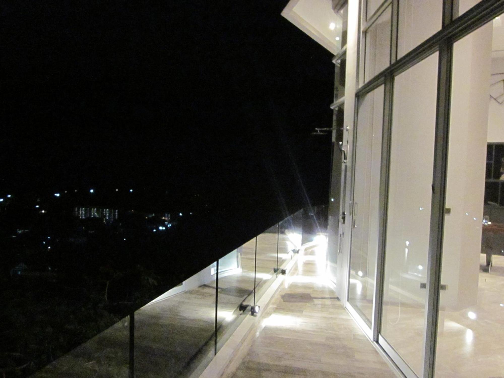 360* Ultimate Penthouse Entire Top Floor And Resort With Great Amenities หาดกมลา ภายนอก รูปภาพ