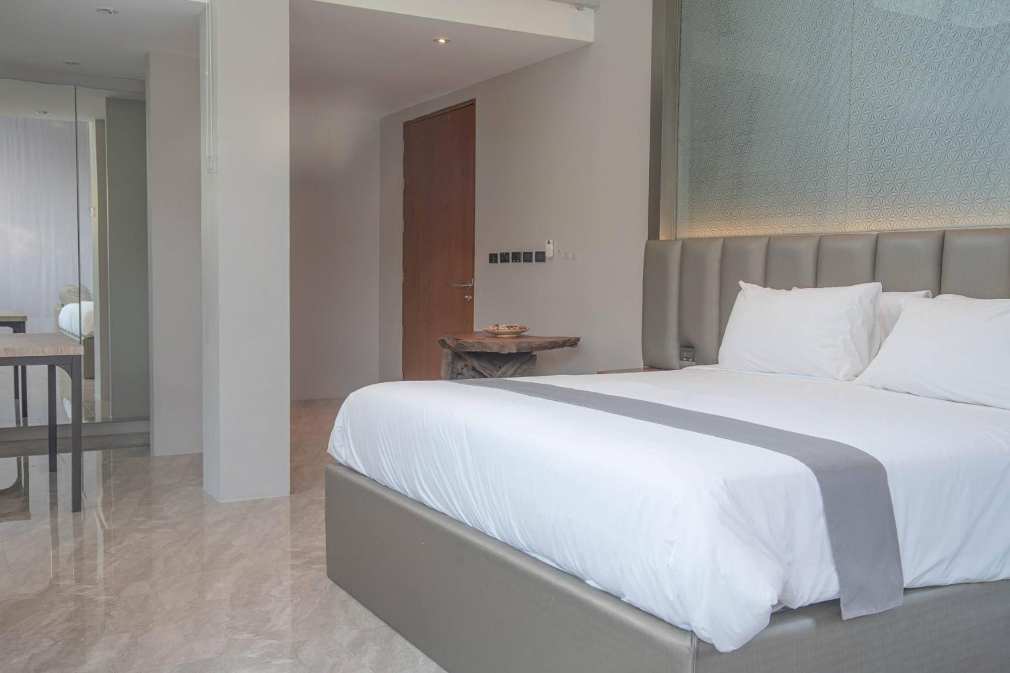 360* Ultimate Penthouse Entire Top Floor And Resort With Great Amenities หาดกมลา ภายนอก รูปภาพ